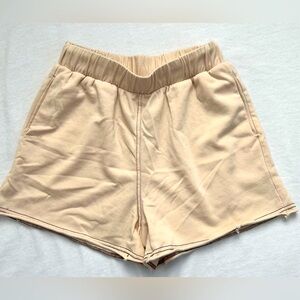 Mazik shorts.